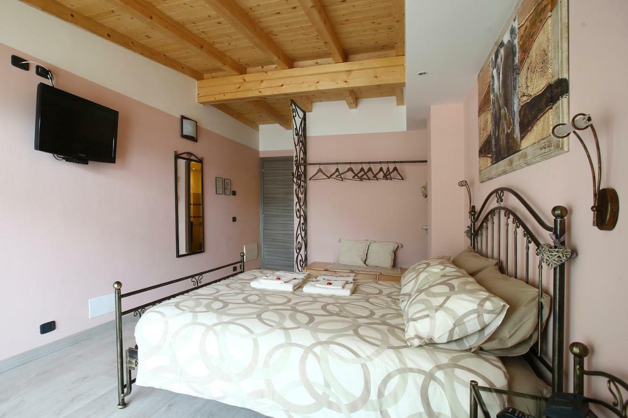 B&B La Vecchia Tipografia - Lago D'Idro Ponte Caffaro Exterior foto